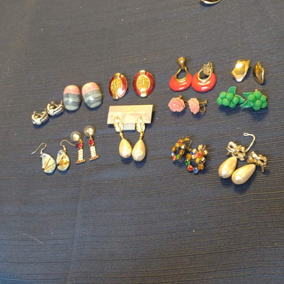 12 pairs of vintage costume earrings for pierced ears - Picture 1 of 7